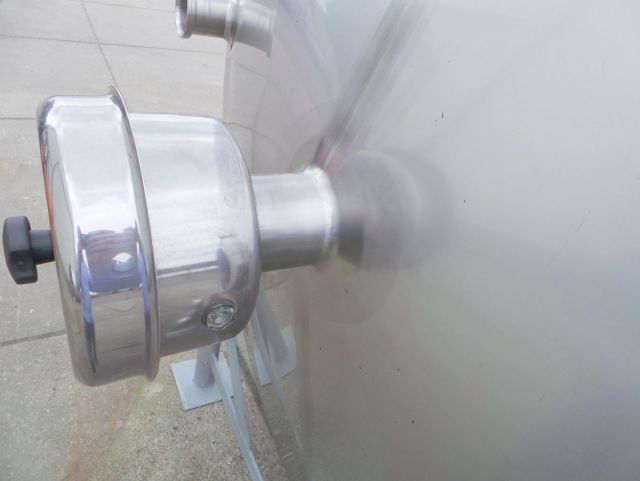 1 x 14.4m³ V2A; wärmetauscher; isoliert; ruhrwerke; vertikal; konisch