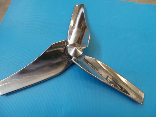 1 x 14.4m³ V2A; wärmetauscher; isoliert; ruhrwerke; vertikal; konisch