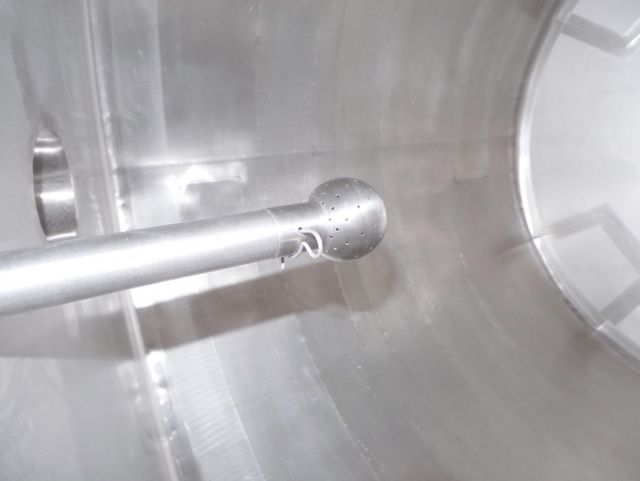 1 x 1.100L - 9 US bbl - 290 US gal AISI 304; cooling tank; heat-exchanger; vertical; conical