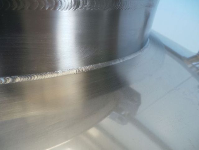 2 x 1.480L - 12 US bbl - 390 US gal AISI316; stainless-steel tanks; heat-exchanger; vertical; conical bottom