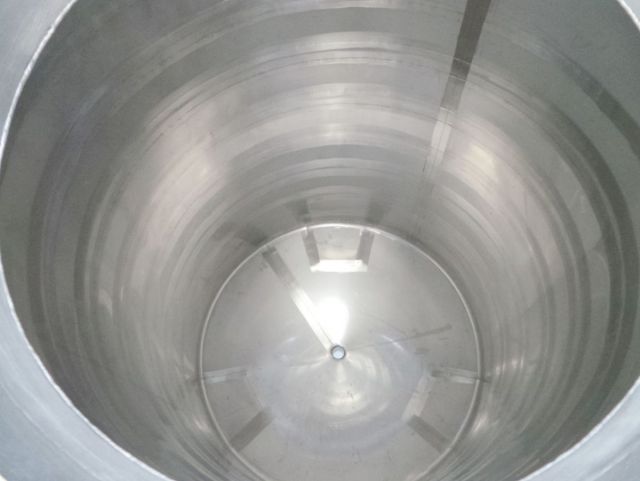 2 x 1.480L - 12 US bbl - 390 US gal AISI316; stainless-steel tanks; heat-exchanger; vertical; conical bottom