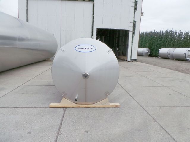 1 x 10.300L - 86 US bbl - 2.700 US gal AISI304; CCT fermenter tank; stainless-steel vessel with strong conical bottom on legs