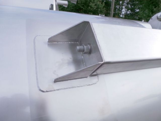 1 x 4.6m³ AISI316; roestvrijstalen opslagtanks; vertikaal op poten