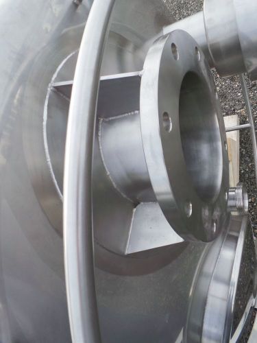 1 x 4.6m³ AISI316; roestvrijstalen opslagtanks; vertikaal op poten