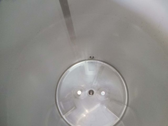 2 x 500L AISI 304; cuve CIP acier inoxydable; vertical; simple paroi sur pieds