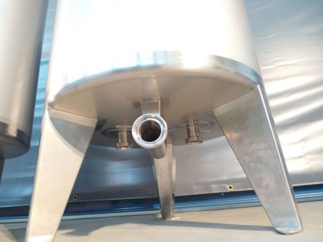 2 x 500L AISI 304; cuve CIP acier inoxydable; vertical; simple paroi sur pieds