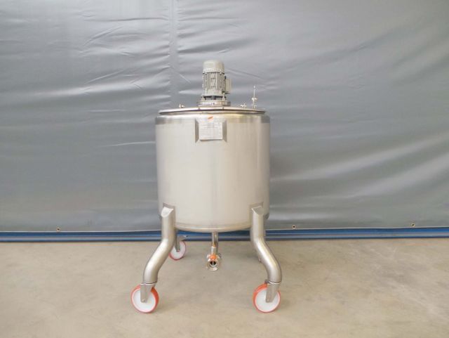 8 x 200L AISI316; roestvrijstalen mengtank; enkelwandig vertikaal op wielen