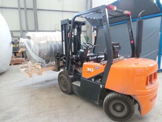 3 x 1.500L - 12 US bbl - 396 US gal - AISI304; CCT beer fermentors; fermentation tank for beer; heat exchanger