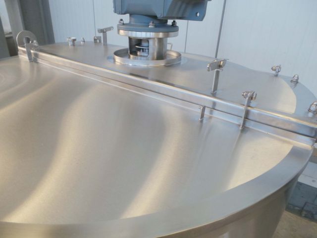 1 x 1.200L - 10 US bbl - 317 US gal - AISI304; stainless-steel mixing tank