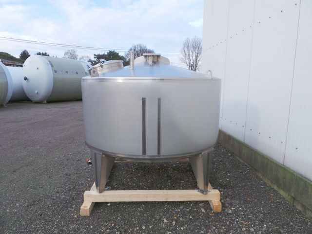 1 x 3.400L - 28.5 US bbl - 900 US gal - AISI304; stainless-steel storage tank; vertical; single jacketed