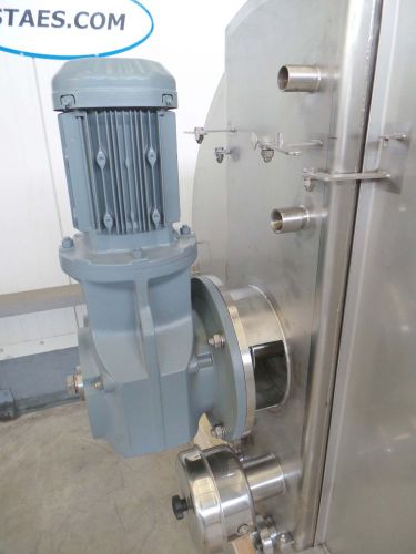 1 x 2.25m³ AISI304; cuve à melange vertical pour le chocolat avec agitateur type cadre; échangeur thermique; isolée; tous en inoxydable