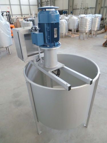 1 x 500L V2A; Mischbehälter; Schnelläufer Rührwerk