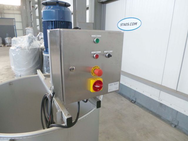 1 x 500L V2A; Mischbehälter; Schnelläufer Rührwerk