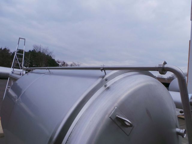 1 x 6.000L - 50 US bbl - 1.580 US gal - AISI304; CCT fermenter tank; heat exchanger; insulated