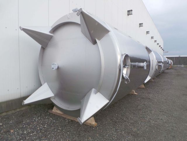 2 x 30m³ V2A; Edelstahl Behälter; Einwandig; Stehend; Konisch auf Füssen