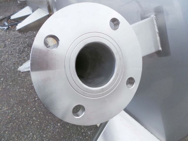 2 x 4m³ V2A; Edelstahl Behälter; Stehend; Einwandig & 1 x 52m³ Polyester(GFK) tank, mit Zertifikat für Lebensmittel