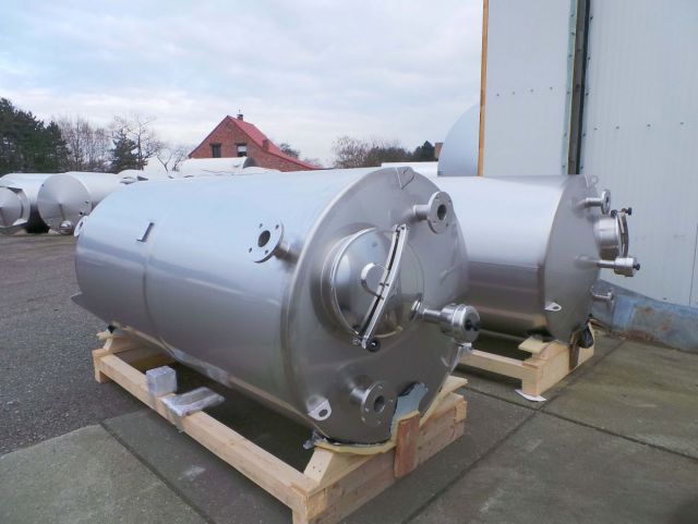 2 x 4m³ V2A; Edelstahl Behälter; Stehend; Einwandig & 1 x 52m³ Polyester(GFK) tank, mit Zertifikat für Lebensmittel