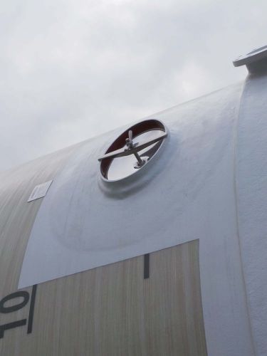 2 x 4m³ V2A; Edelstahl Behälter; Stehend; Einwandig & 1 x 52m³ Polyester(GFK) tank, mit Zertifikat für Lebensmittel