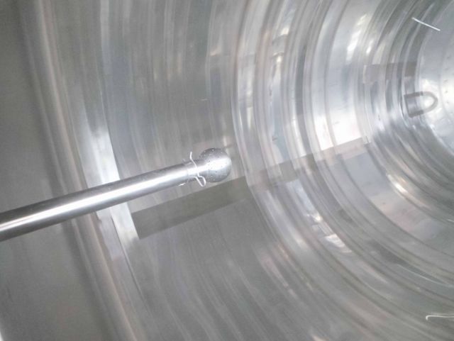 1 x 4m³ AISI304 CCT cuve de fermentation bière; échangeur thermique PED/CE & 1 x 3m³ AISI304 Cuve d'eau chaude