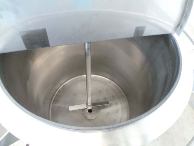 1 x 310L V4A; Edelstahl Mischbehälter; Wärmetauscher; isoliert