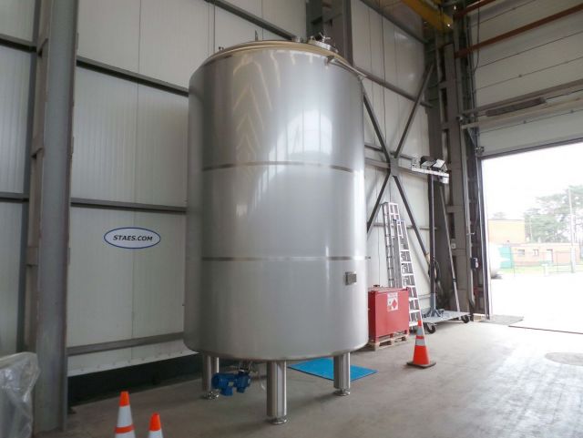 13 x 14.2m³ AISI304; BBT bright beer tanks; vertical on legs, insulated tank; heat exchanger