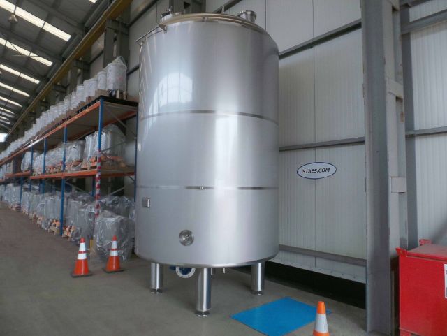 13 x 14.2m³ AISI304; BBT bright beer tanks; vertical on legs, insulated tank; heat exchanger
