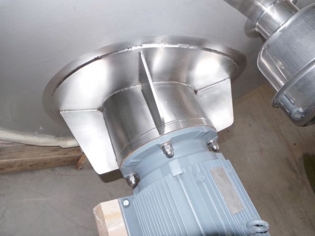 1 x 2.2m³ - AISI316 roestvrijstalen mengtank, vertikaal op poten, conische bodem