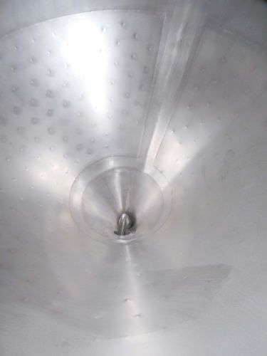 4 x 3200L AISI304 ZKG Gärtanks - Biertanks; stehend; Kühlung, isolierung