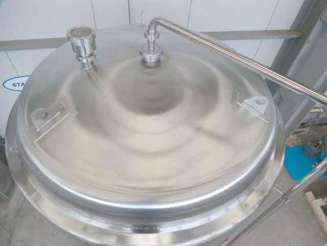 4 x 3200L AISI304 ZKG Gärtanks - Biertanks; stehend; Kühlung, isolierung