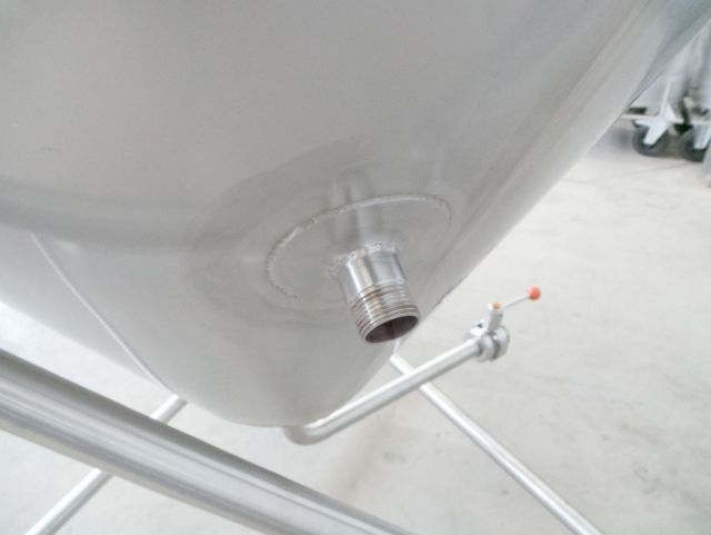 4 x 3200L AISI304 ZKG Gärtanks - Biertanks; stehend; Kühlung, isolierung