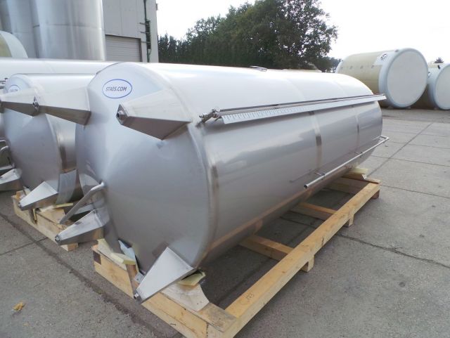 2 x 5.2m³ & 2 x 13.6m³ AISI304 cuves inoxydable pour l'industrie des médicament pour animaux;