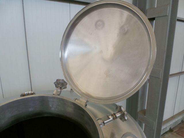 1 x 5.3m³ & 1 x 2.1m³ AISI304 Stainless Steel pressure tanks; PED - CE; 10% RX; EN 13445