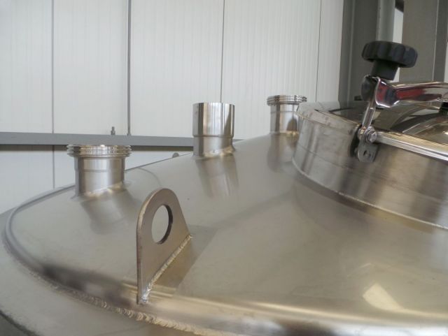 1 x 2.5m³ AISI304; roestvrijstalen geisoleerde opslagtank