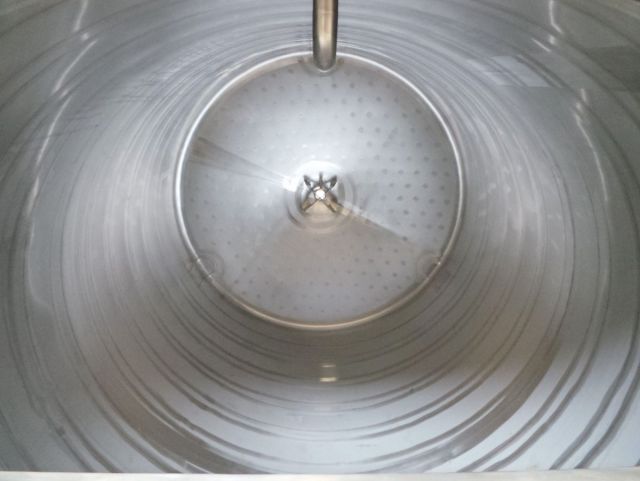 1 x 3.3m³ AISI304 Edelstahl Behälter; Wärmetauscher; Isolierung