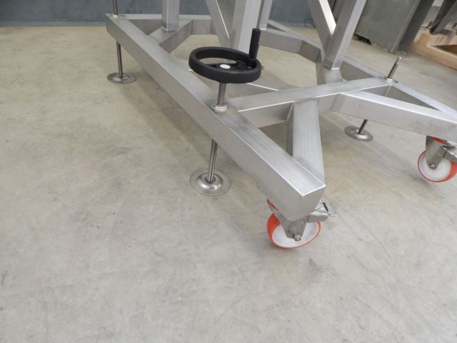 2 x 300L AISI304 cuve agitée pour le chocolat; échangeur thermique; isolation