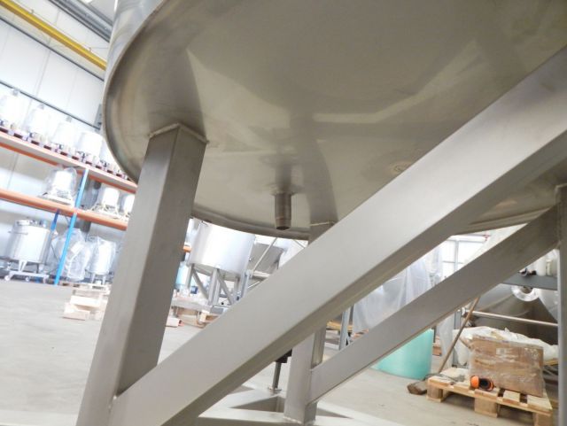 2 x 300L AISI304 cuve agitée pour le chocolat; échangeur thermique; isolation