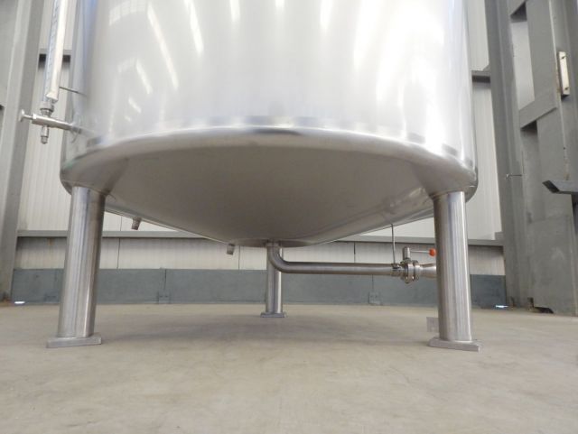 1 x 3.300L AISI304 Mischtank; Wärmetauscher; Isolierung