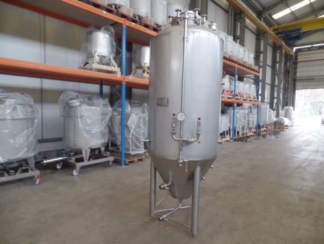 1 x 1m³ AISI304; CCT beer fermenters; PED CE TüV; 10% Rx