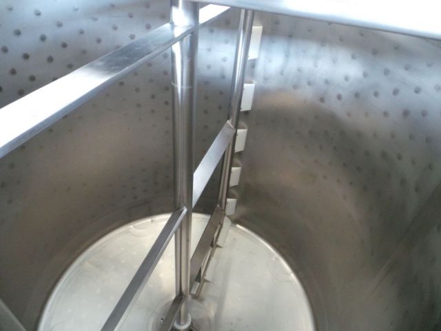 4 x 2.500L AISI316 mixing tank; gate agitator with scrapers; heat exchanger; insulation