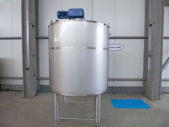 4 x 2.500L AISI316 mixing tank; gate agitator with scrapers; heat exchanger; insulation