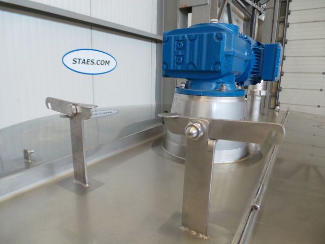 1 x 1.200L AISI304 Edelstahl Mischtank; Wärmetauscher; Isolierung