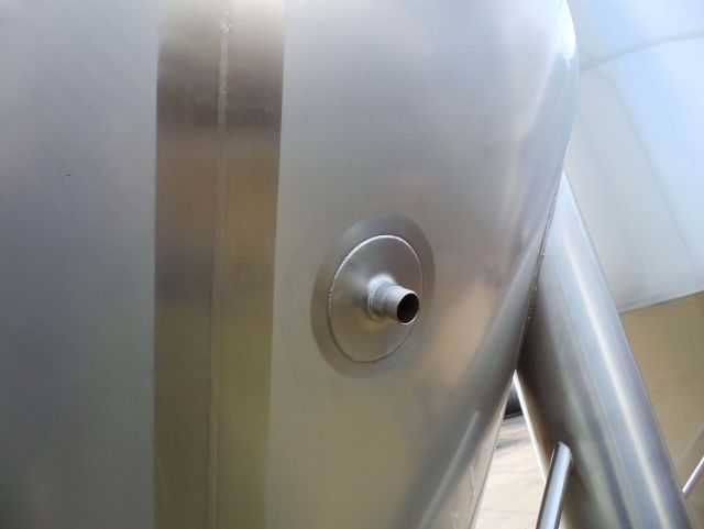 4 x 16,5m³ AISI304 & 2 x 8,7m³; CCT bier fermentatie tanks; PED CE TüV; 10% Rx