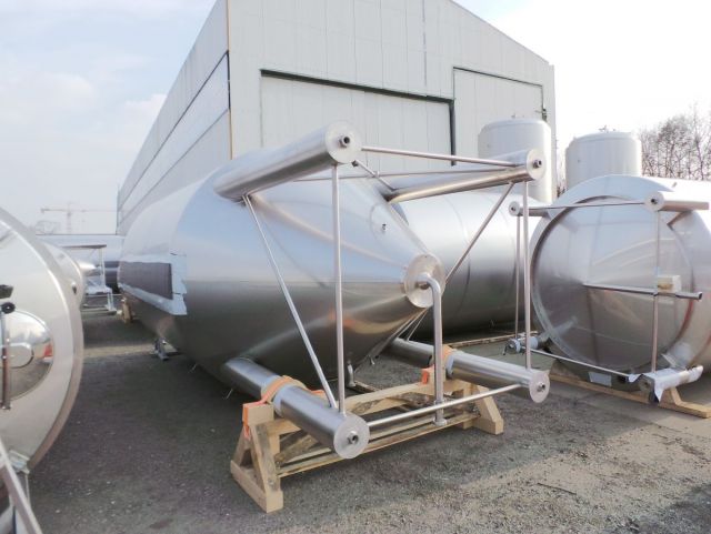 4 x 16,5m³ AISI304 & 2 x 8,7m³; CCT bier fermentatie tanks; PED CE TüV; 10% Rx