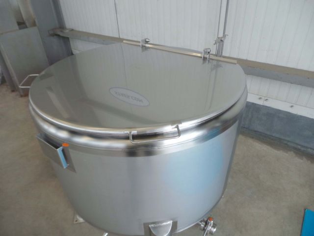 1 x 330L AISI316; stainless-steel storage-tank