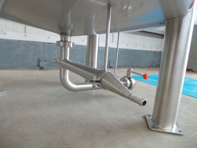 1 x 330L AISI316; stainless-steel storage-tank