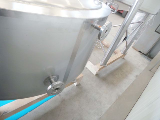 1 x 1.200L AISI316L mengtank; warmtewisselaar; isolatie & 1 x 1.200L AISI316L mengtank; enkelwandig
