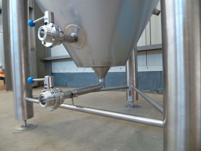 2 x 1.5m³; AISI304; ZKG Zylinder Konische Gärtanks für Bier; 0.5bar; isoliert; Wärmetauscher