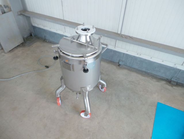 1 x 100L; AISI316; roestvrijstalen mengtanks met frequentie sturing; enkelwandig vertikaal