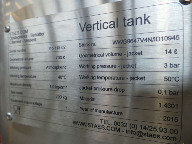 1 x 0.7m³ & 1 x 1.1m³ AISI304; Cuve de mélange; isolée; échangeur de chaleur