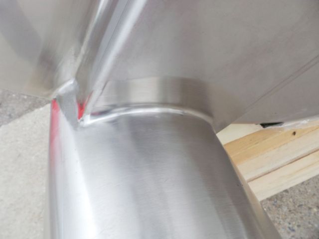 11.2m³; AISI 316L; Edelstahl Behälter; einwwandig, vertikal; Schweissnähten poliert Ra<0.8